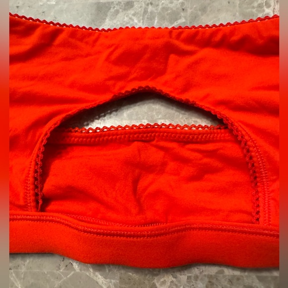 SKIMS FITS EVERYBODY CUT OUT SCOOP BRALETTE SIZE XL - Picture 4 of 7